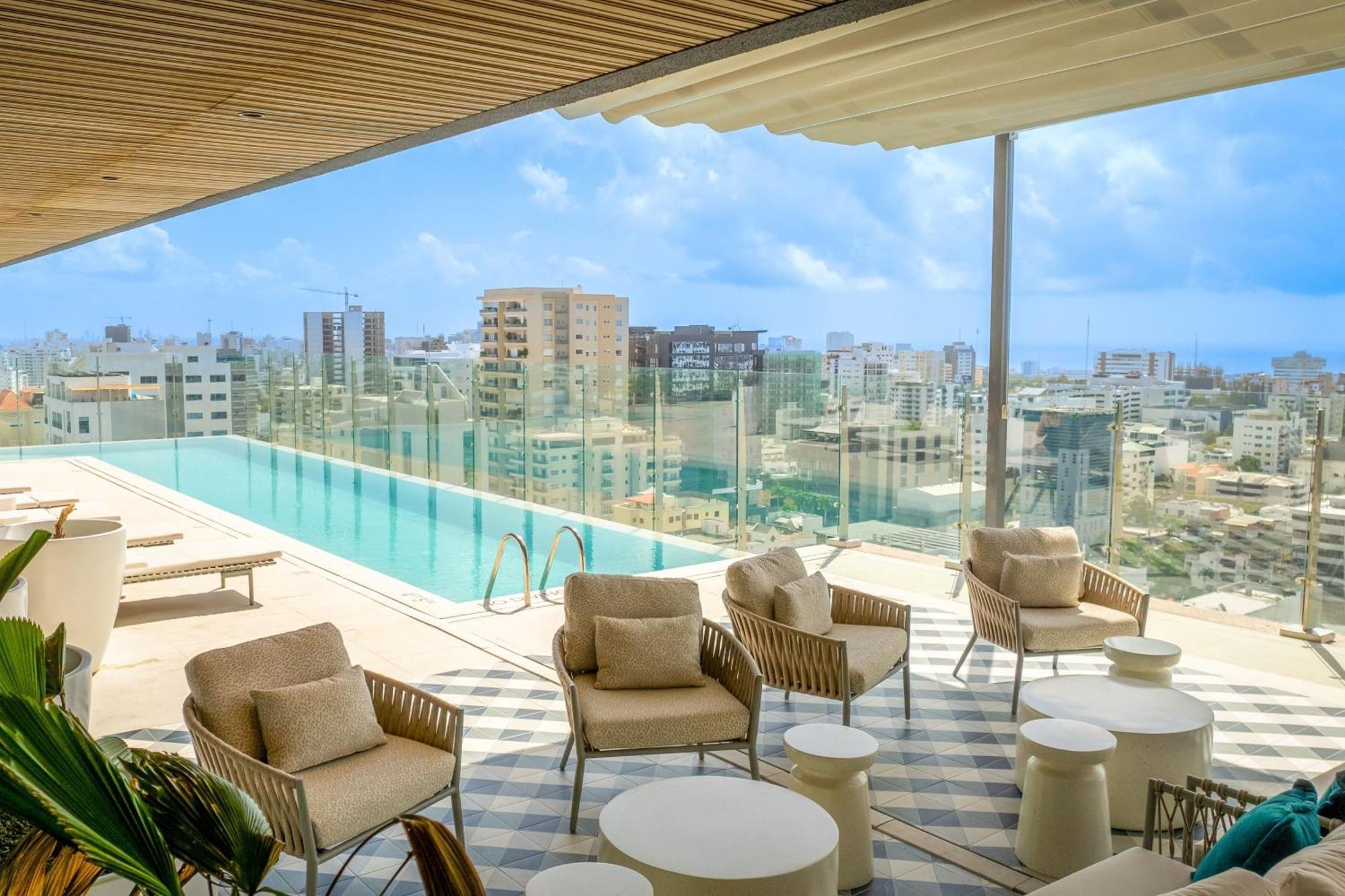 מלון Courtyard By Marriott Santo Domingo Piantini מראה חיצוני תמונה