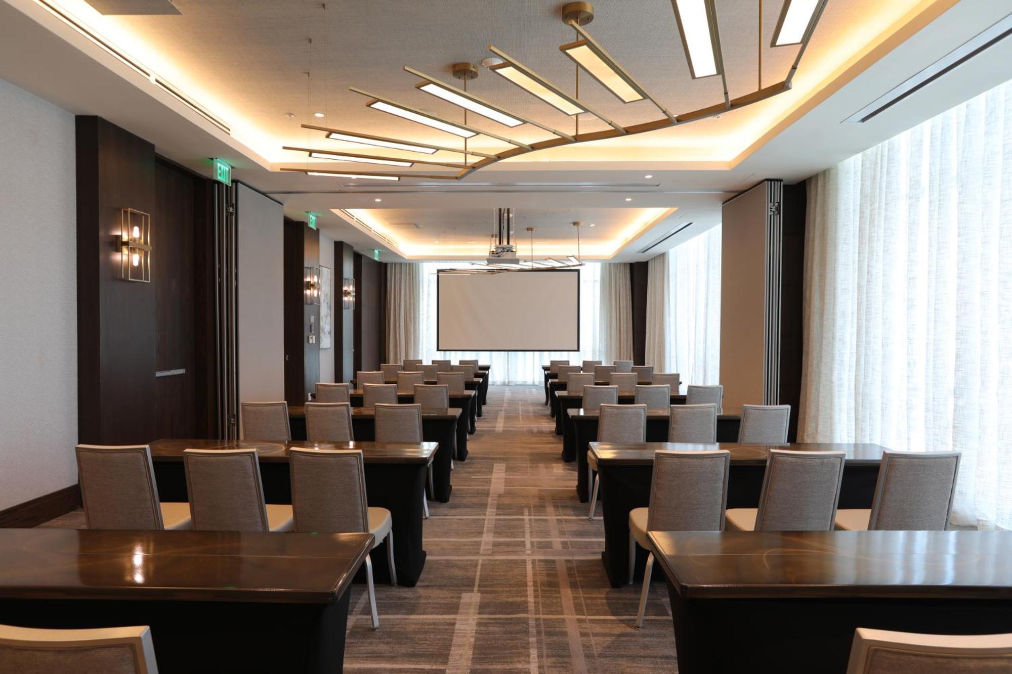מלון Courtyard By Marriott Santo Domingo Piantini מראה חיצוני תמונה