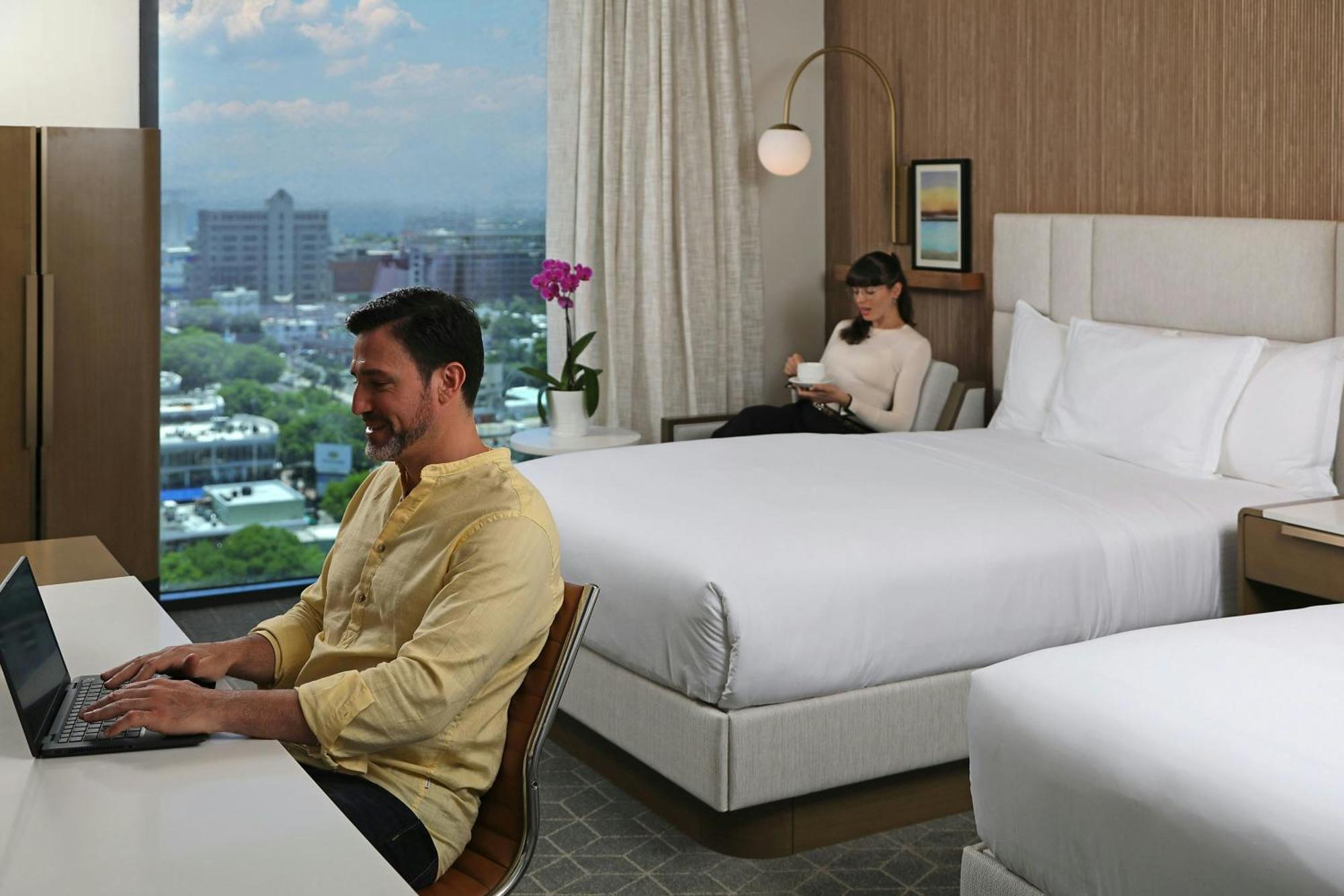 מלון Courtyard By Marriott Santo Domingo Piantini מראה חיצוני תמונה